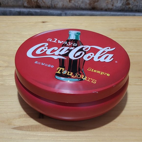 Coca Cola Tin with Lid Wax Candle - Picture 3 of 11